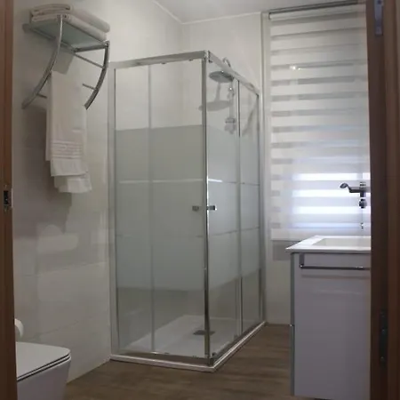 Turisticos Aranzazu * Losar De La Vera