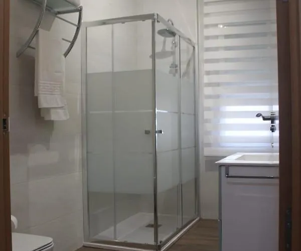 Turisticos Aranzazu * Losar De La Vera